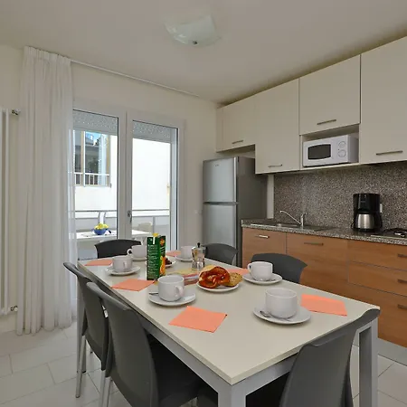 Holiday home Bellarosa